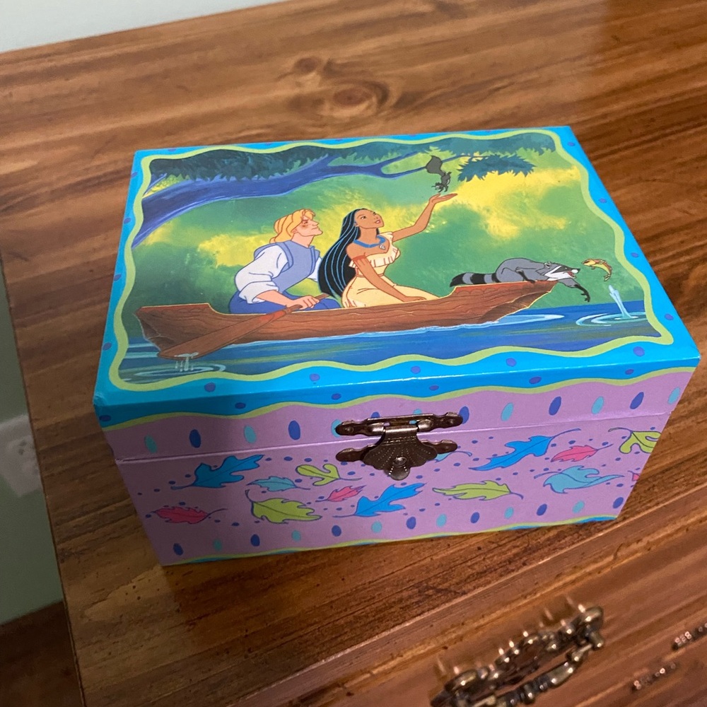 Disney Pocahontas Jewelry Box